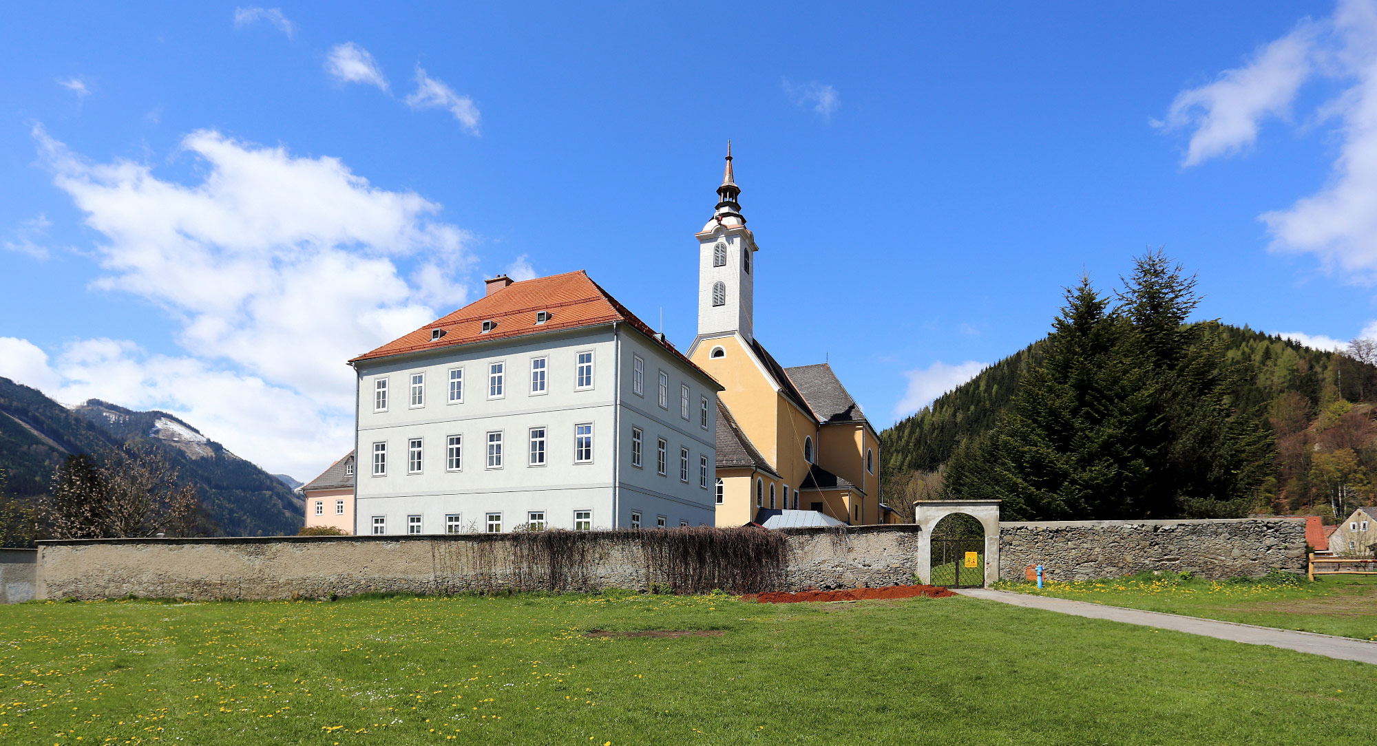 Mautern in Steiermark (Photo license: CC-BY-SA 4.0)